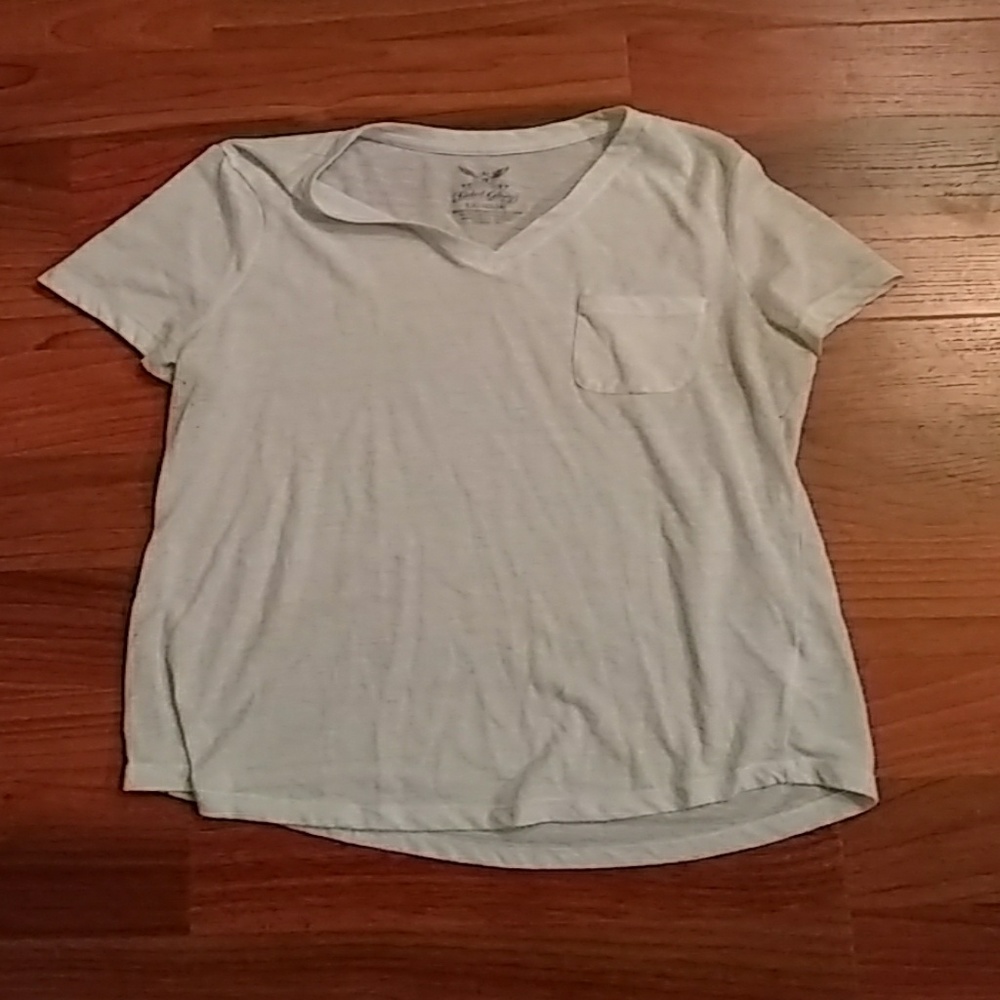Basic white t